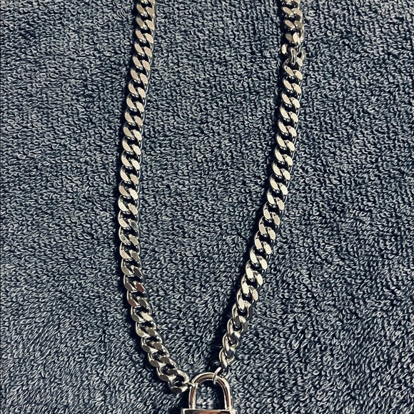 NEW Rebel Padlock from The Giving Keys - Picture 3 of 5